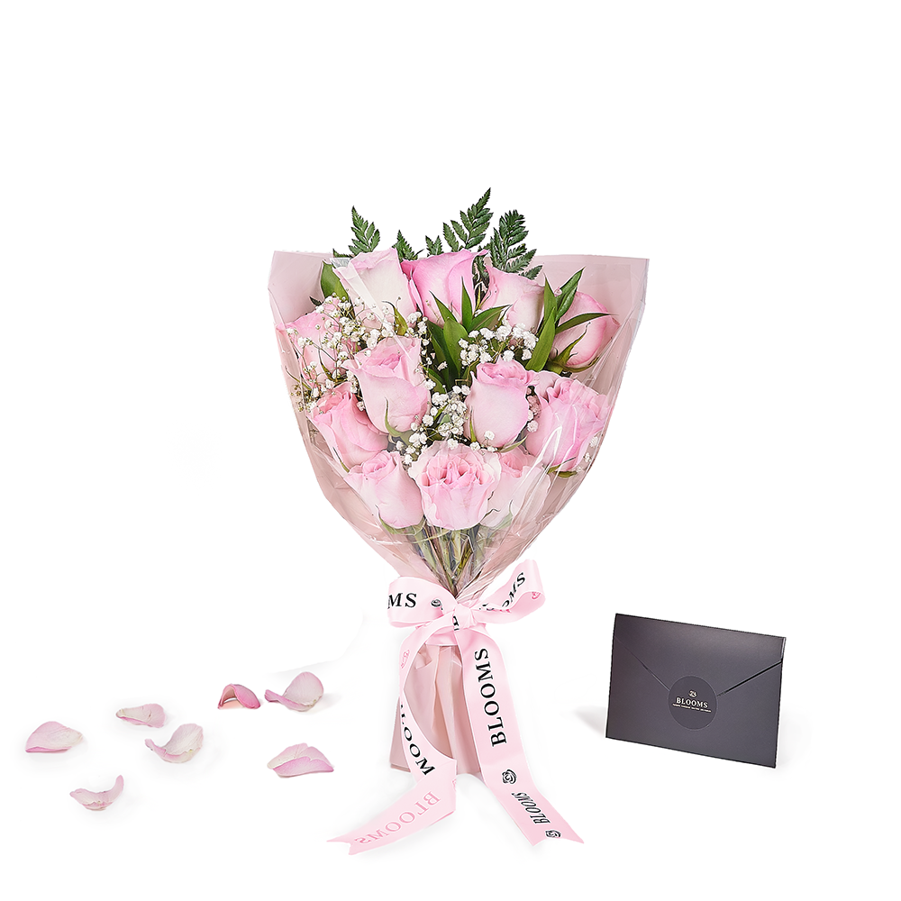 Mother's Day Rose and Baby's Breath – how the gift is presented