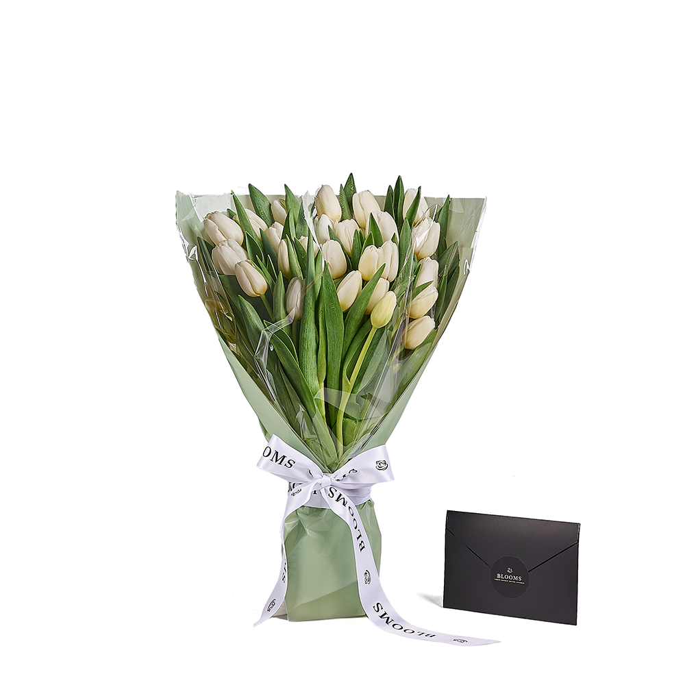 White Tulip Stem Bouquet – how the gift is presented