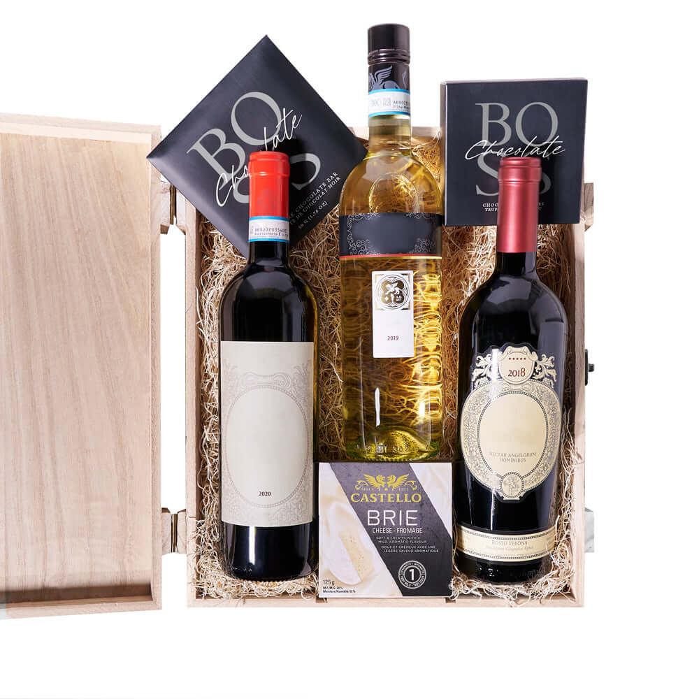 Wine and Brie Gift Set – how the gift is presented