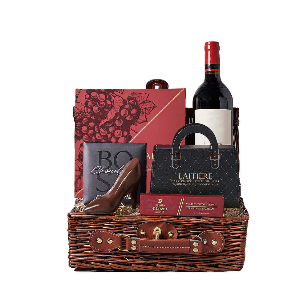 Small Wicker Basket with Red Wine – how the gift is presented
