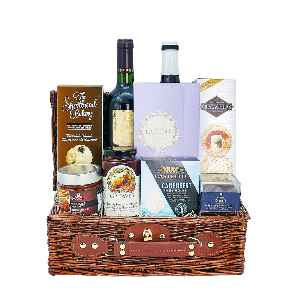Wine and Cheese Gift Basket – how the gift is presented