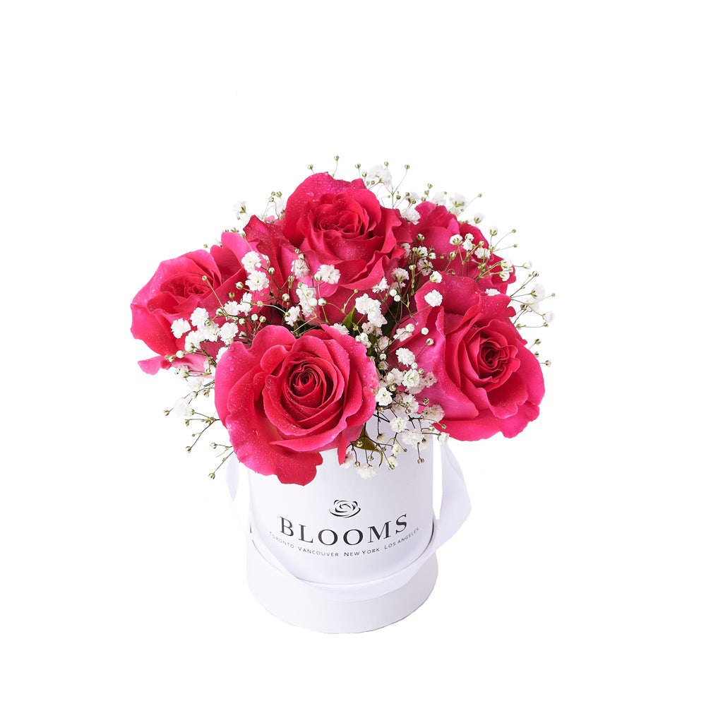 Premium Pink and White Floral Gift – how the gift is presented