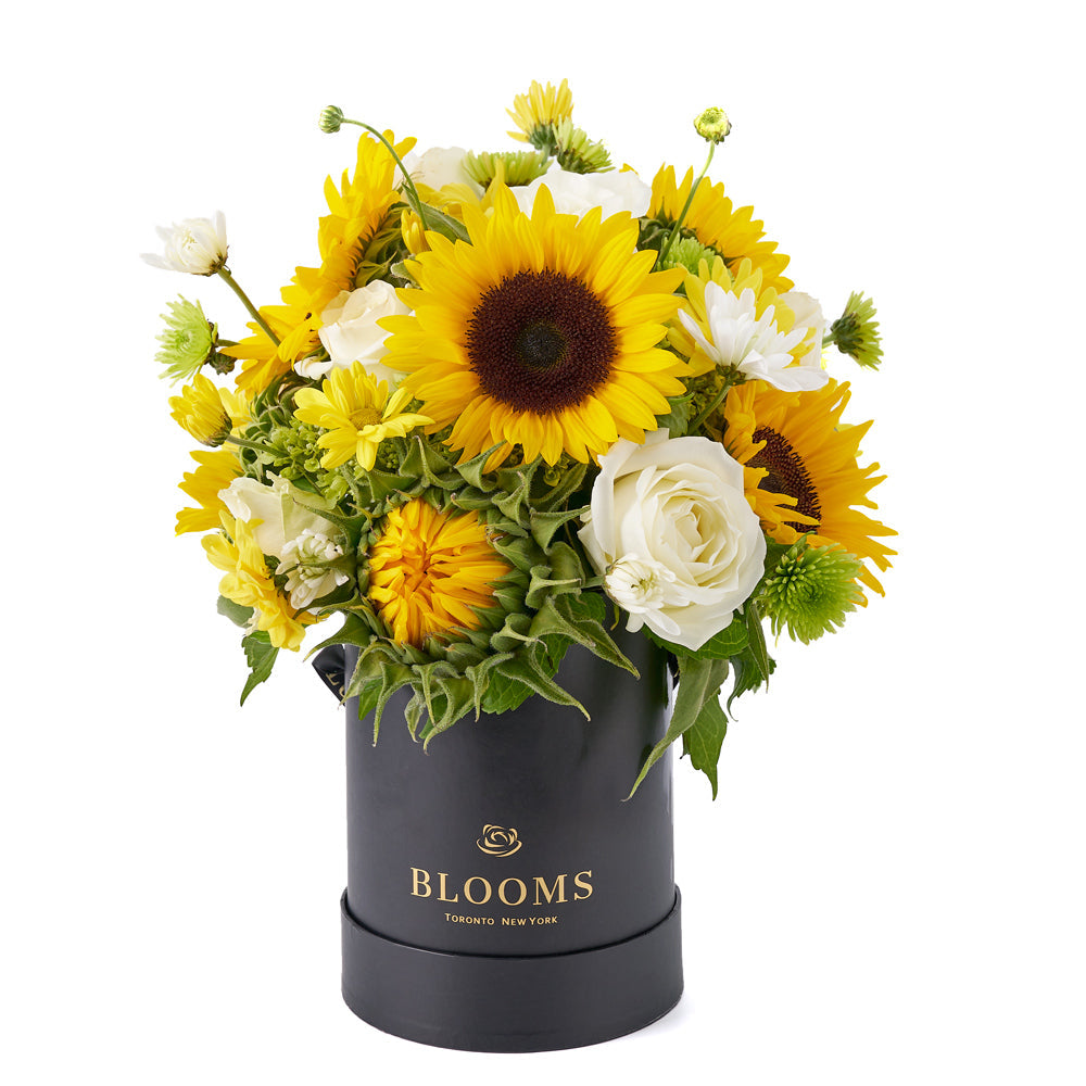 Sunflower and Rose Hat Box – how the gift is presented