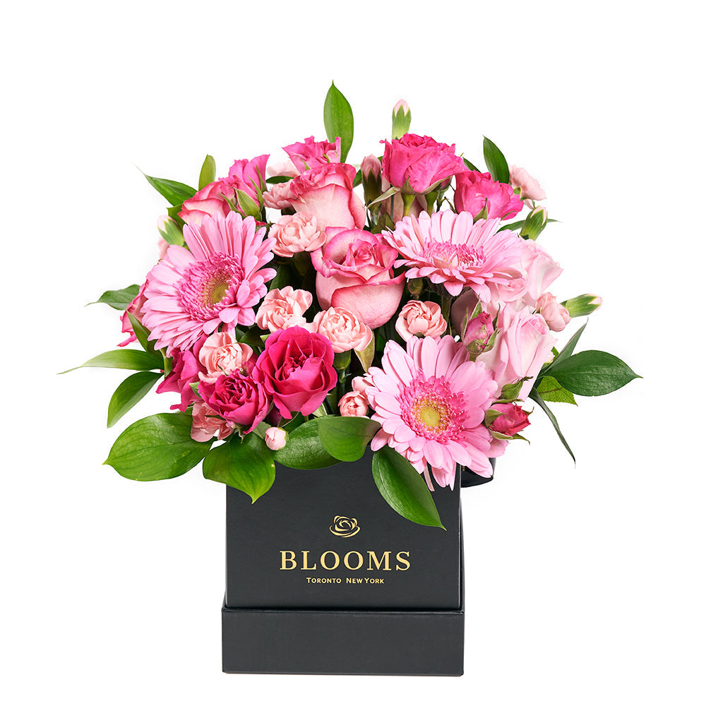 Black Hat Box Pink Roses – how the gift is presented