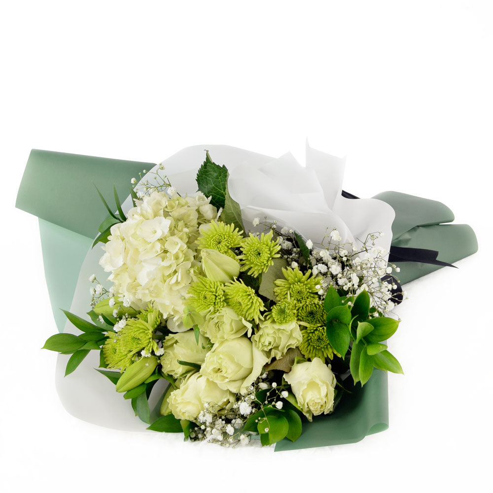 Mixed Roses and Lilies Bouquet – how the gift is presented