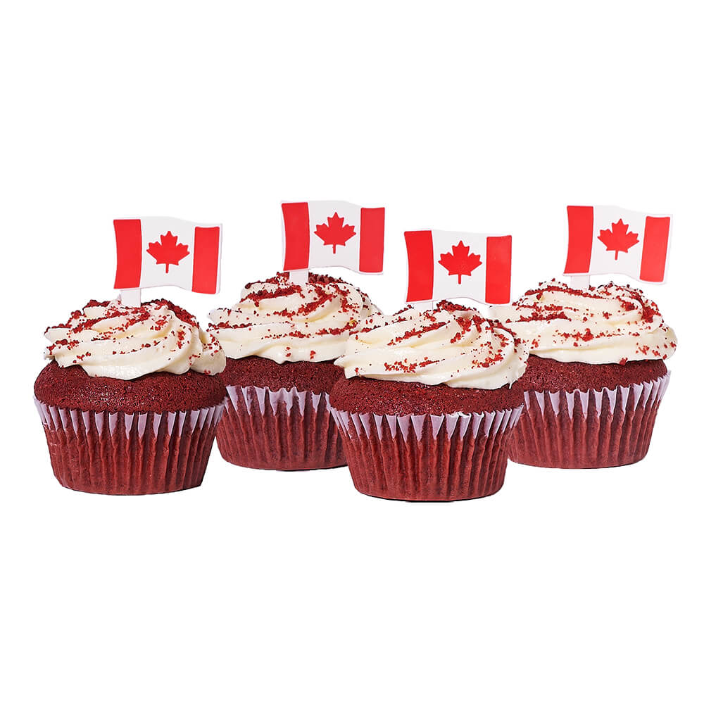 Red Velvet Canada Day Cupcakes – how the gift is presented