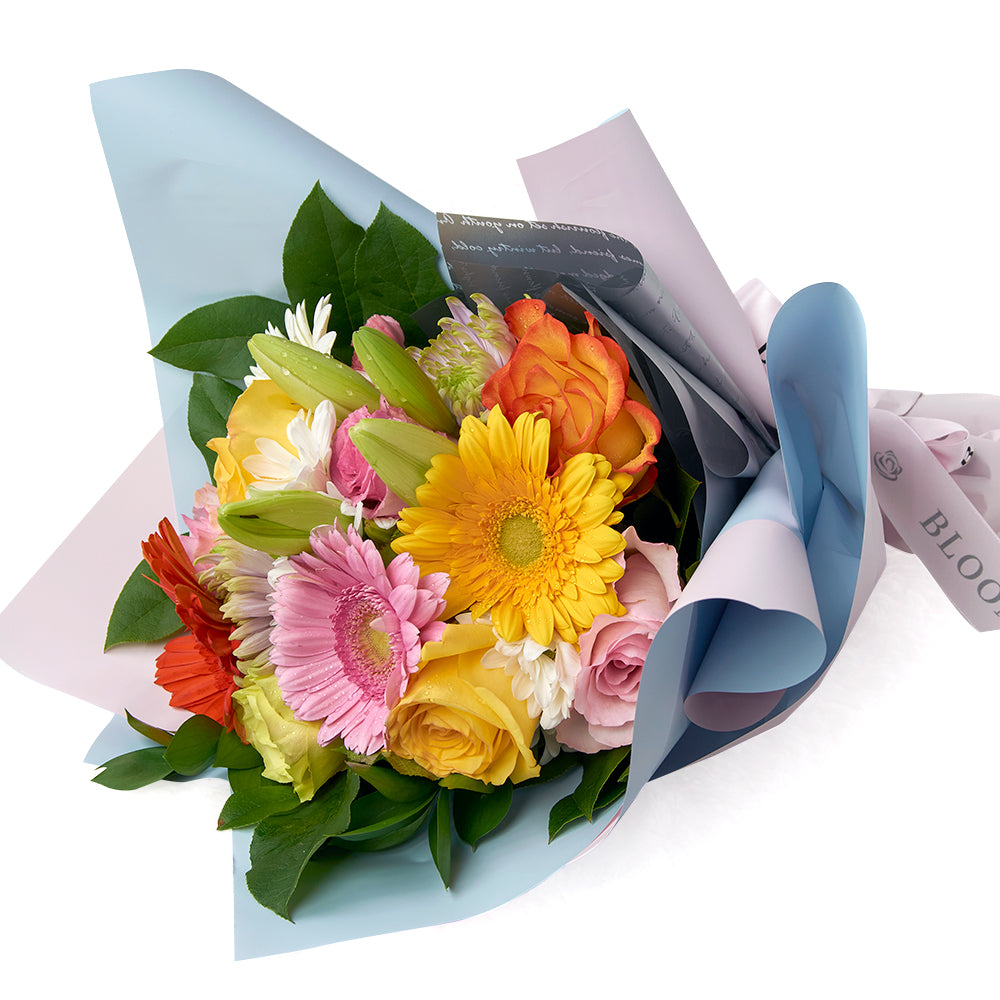 Gerbera Daisy and Lily Floral Bouquet – how the gift is presented