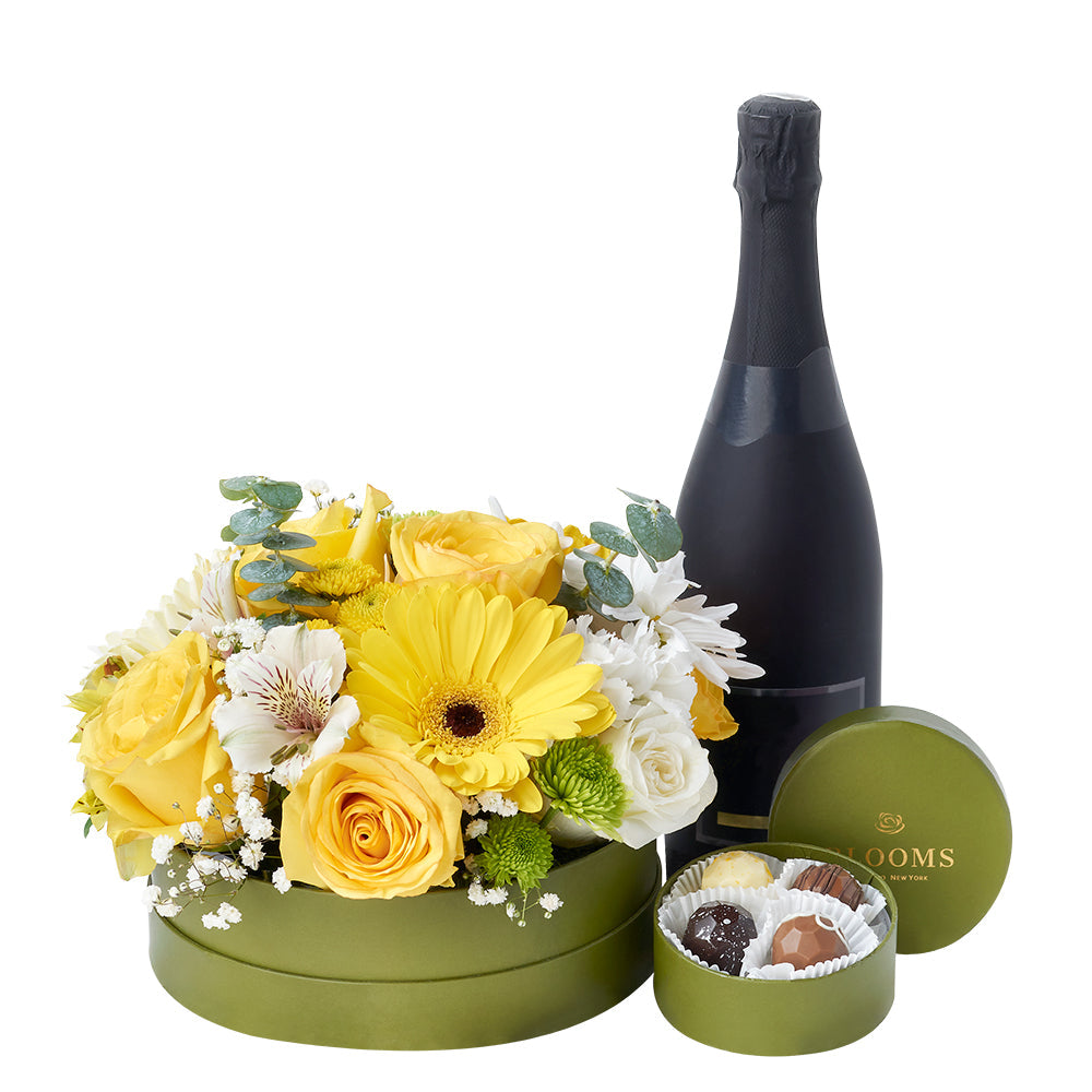 Sparkling Wine with Rose Arrangement – how the gift is presented