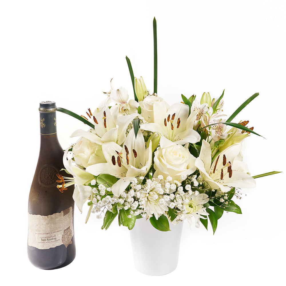 White Lily and Rose Wine Gift – how the gift is presented