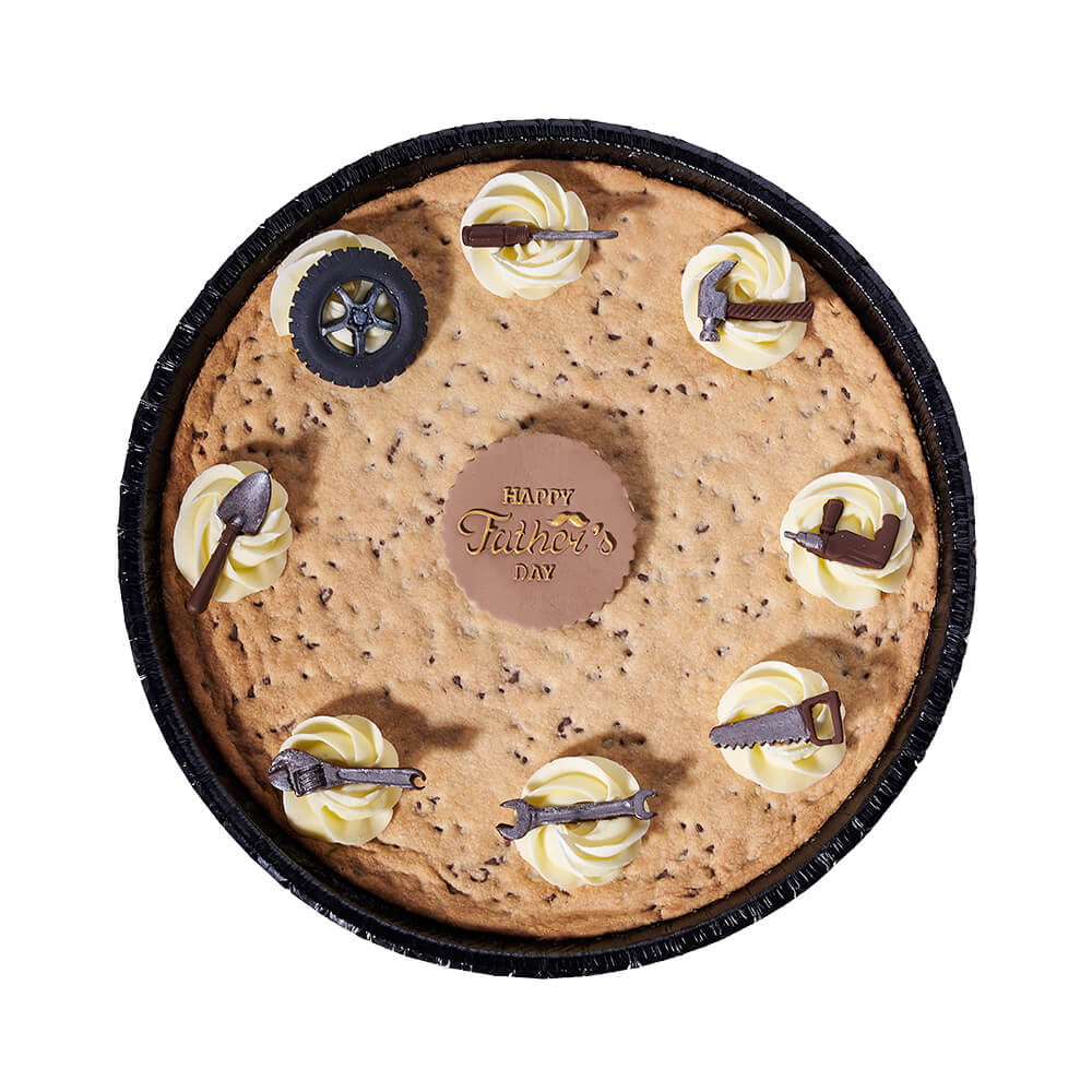 Father's Day Soft Cookie Cake – how the gift is presented