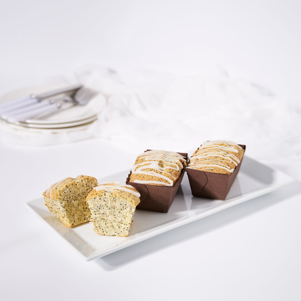 Assorted Mini Loaf Cake Collection – how the gift is presented