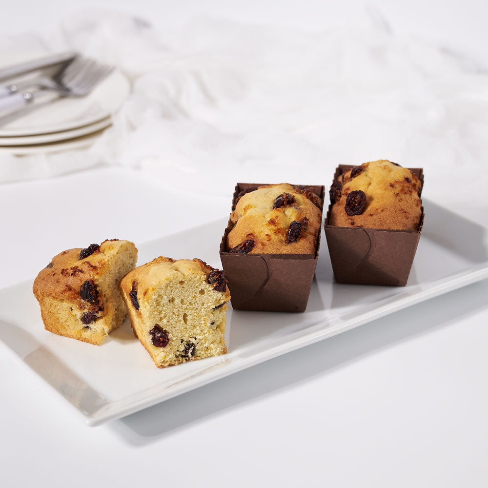 Cranberry Citrus Mini Cake – how the gift is presented