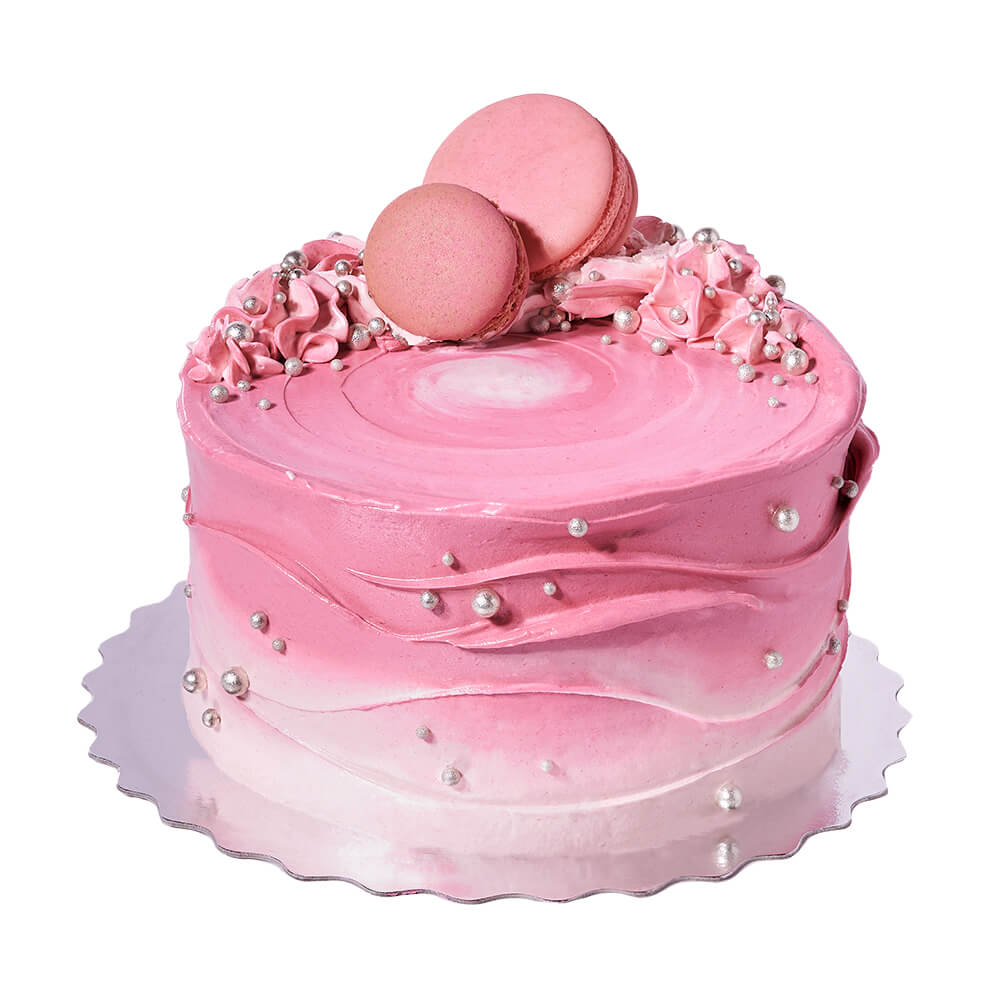 6-Inch Soft Vanilla Cake with Strawberry Buttercream – how the gift is presented