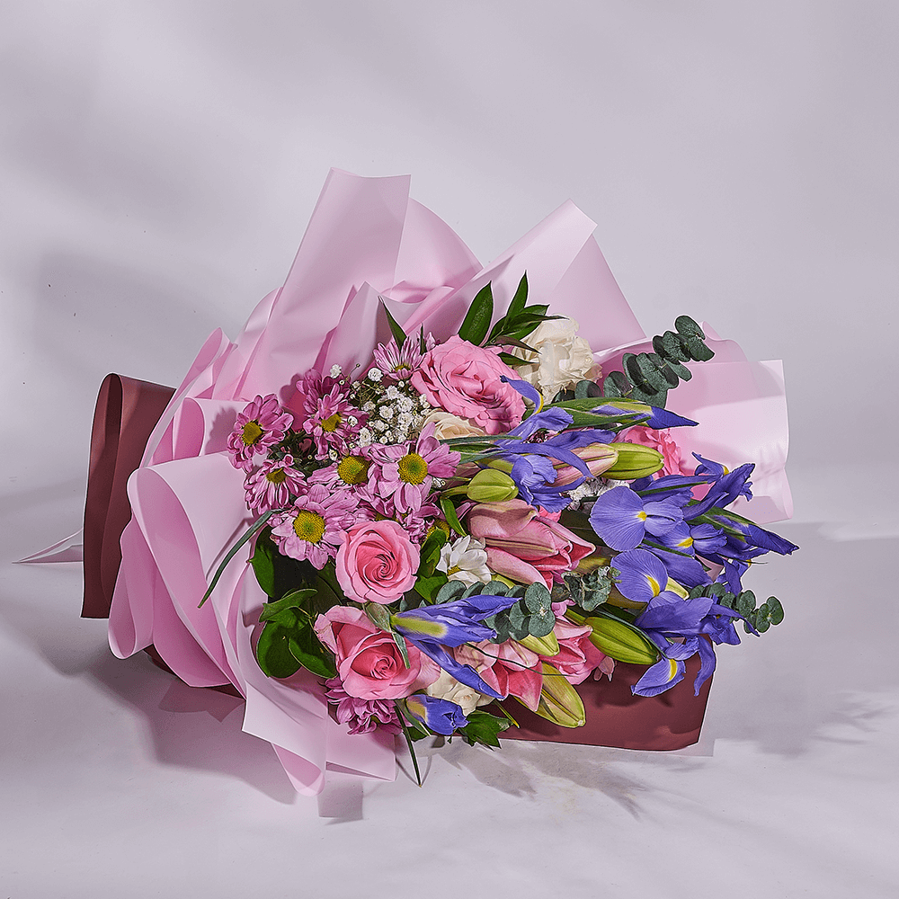 Lavender Whispers Iris Bouquet Flower Gifts from Vancouver Blooms - Same Day Vancouver Delivery.