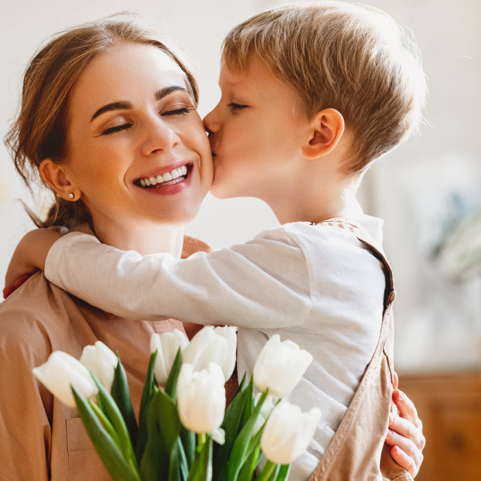 Choose a Vibrant Tulip Bouquet for Mom