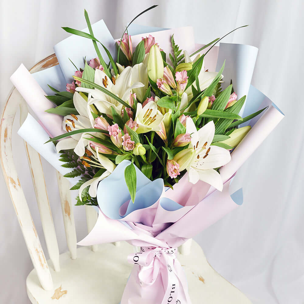 Summer Splash Lily Bouquet, Flower Gifts from Vancouver Blooms - Same Day Vancouver Delivery.
