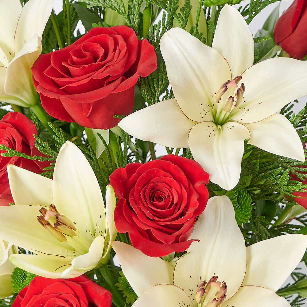 Mixed Floral Arrangement, Holiday, Christmas, Mix Floral Arrangement, Floral Gift, Floral Arrangement, Flower arrangement, Vancouver delivery.