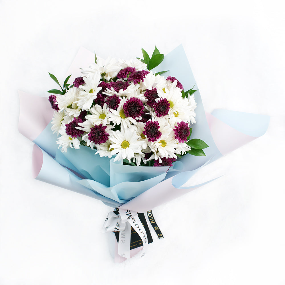 White and purple daisy floral bouquet. Same Day Vancouver Delivery