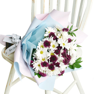 White and purple daisy floral bouquet. Same Day Vancouver Delivery