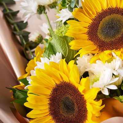 Eternal Sunshine Sunflower Bouquet, assorted flower bouquet, sunflowers bouquet, sunflowers, floral. bouquet delivery canada, vancouver