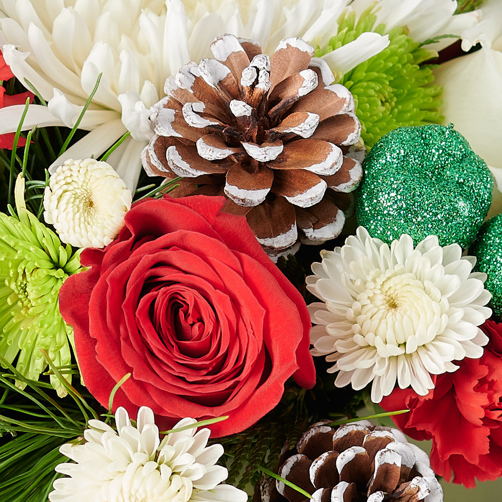 Mixed Flower Box, Set 23992-2021, Floral Gift, Floral Gift Box, holiday, christmas, holiday floral delivery, delivery holiday floral, Christmas flower box canada, canada christmas flower box, vancouver
